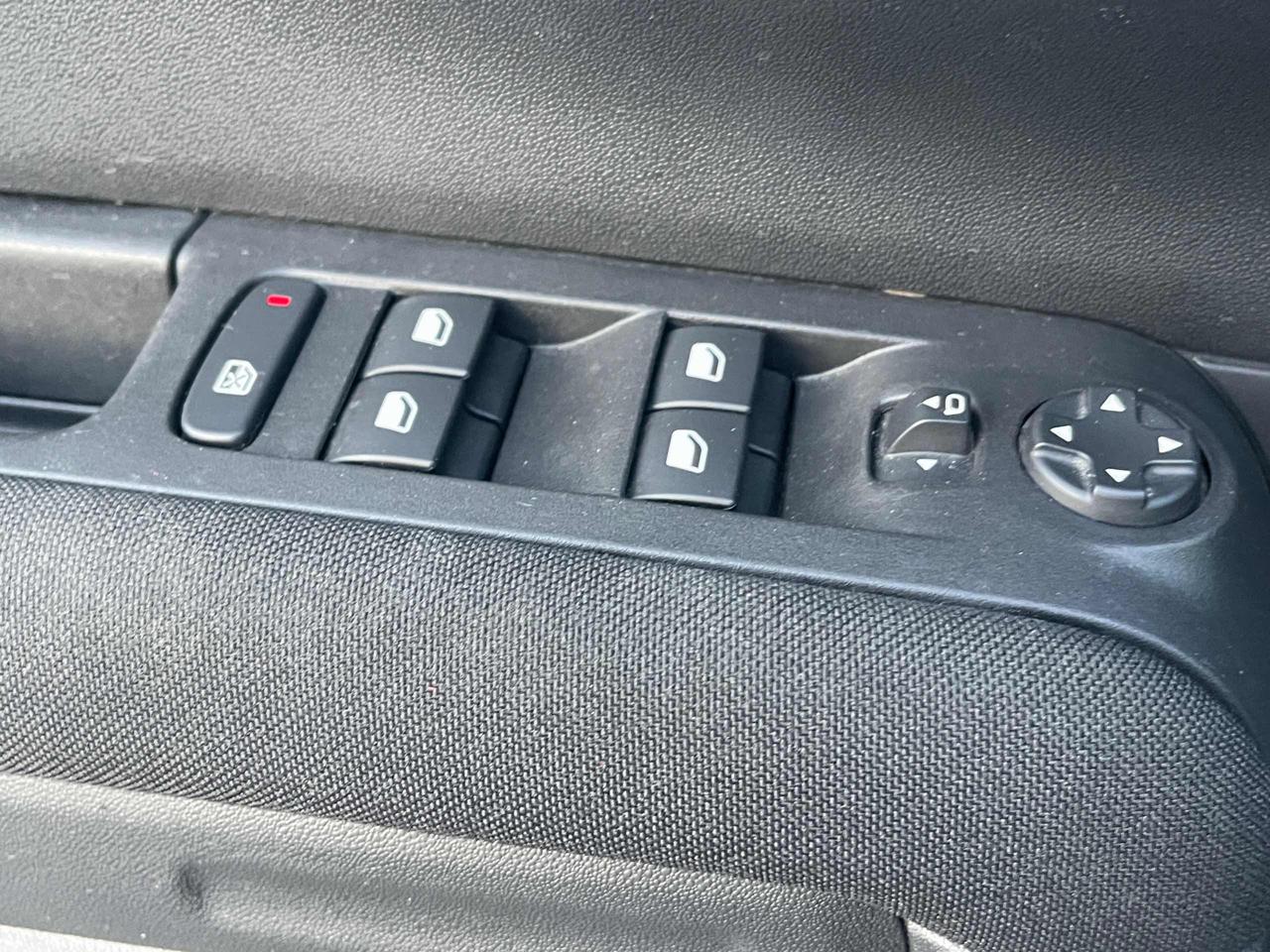 CITROEN C3 Aircross BlueHDi 110 S&S Shine Pack Bicolor Bianco Nero - 10