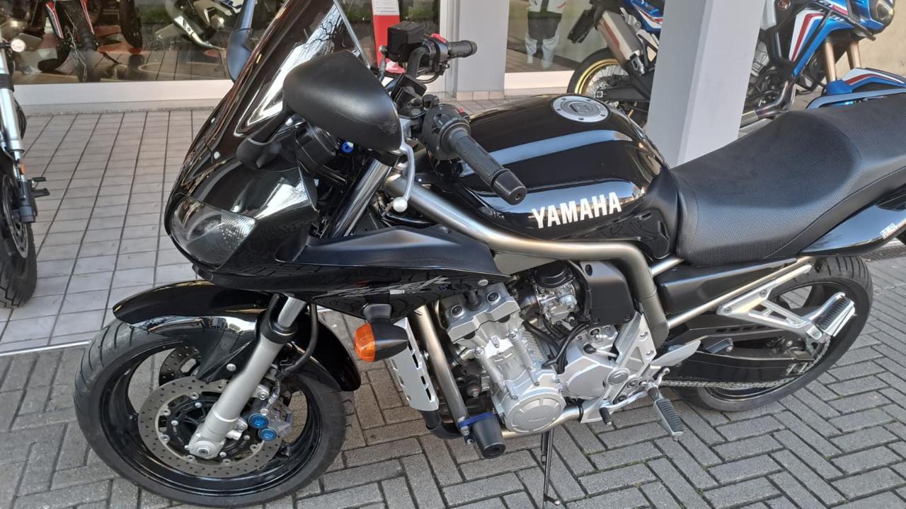 YAMAHA FZS 1000 Fazer Normale - 2