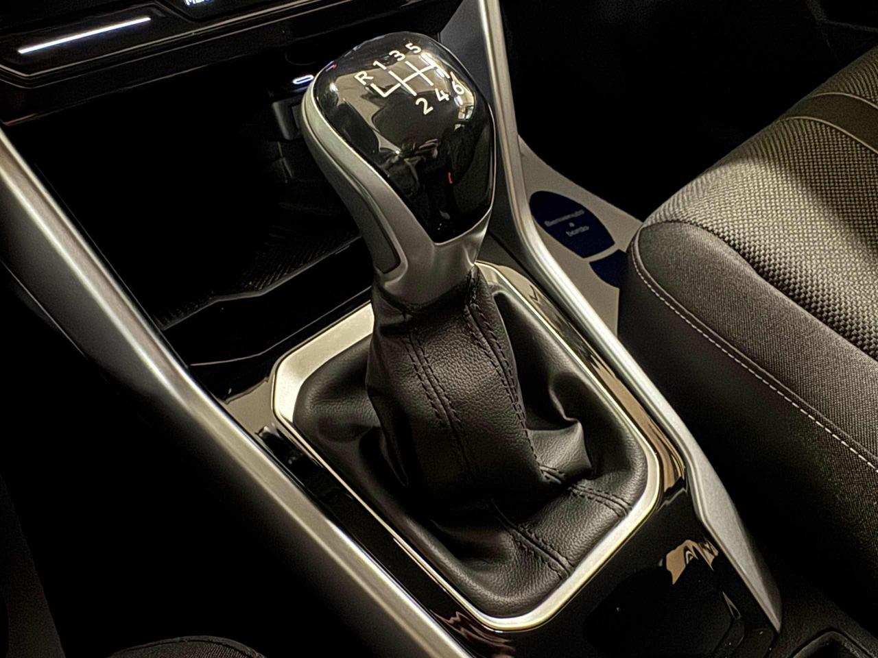 VOLKSWAGEN T-Roc 2.0 TDI SCR Life - 19