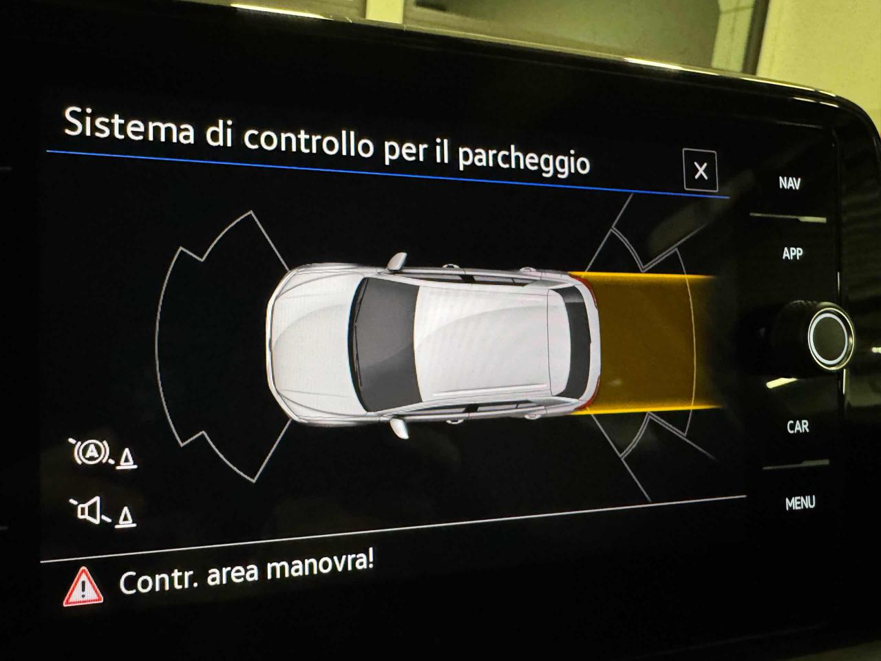 VOLKSWAGEN T-Roc 2.0 TDI SCR Life - 14