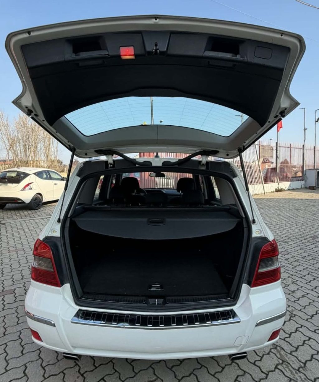 MERCEDES-BENZ GLK 220 CDI 4Matic BlueEFFICIENCY Sport - 4