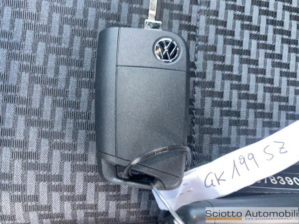 VOLKSWAGEN T-Cross 1.0 TSI 110 CV Sport - 20