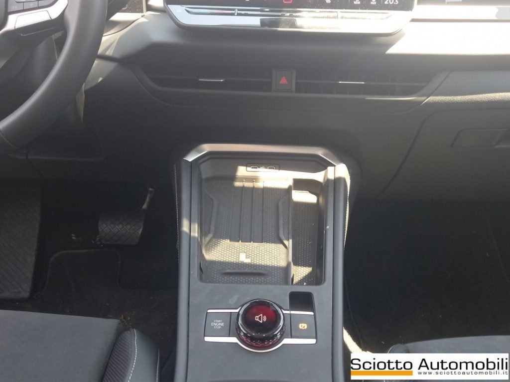 VOLKSWAGEN T-Roc 1.5 eTSI ACT DSG Style - 15