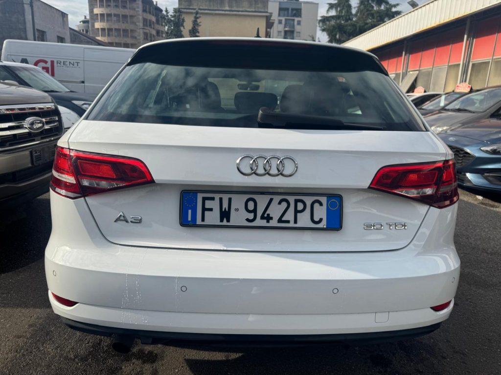AUDI A3 SPB 30 TDI S tronic Admired - 6