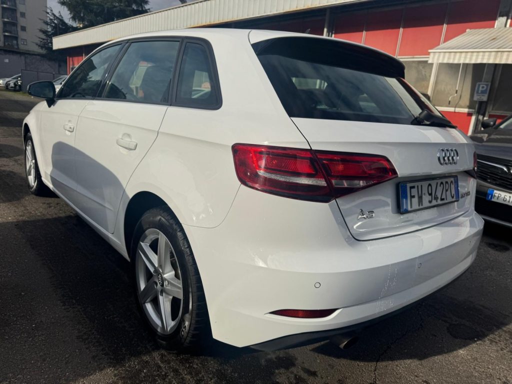 AUDI A3 SPB 30 TDI S tronic Admired - 7