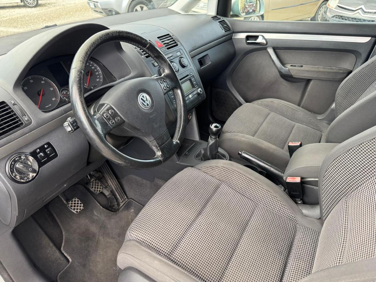 VOLKSWAGEN Touran 2.0 16V TDI UNICOPROPRIETARIO - 8