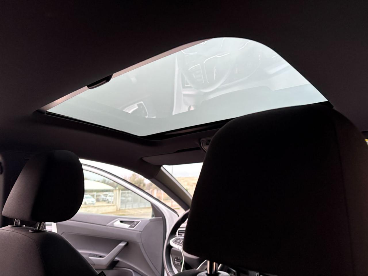 VOLKSWAGEN Taigo 1.0 TSI 116 CV DSG R-Line TETTO APR/PAN - 11