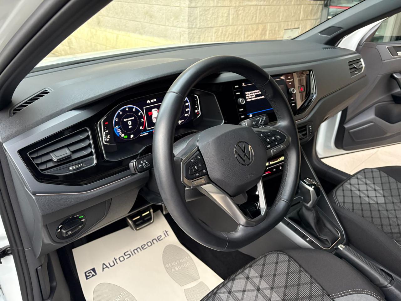 VOLKSWAGEN Taigo 1.0 TSI 116 CV DSG R-Line TETTO APR/PAN - 16