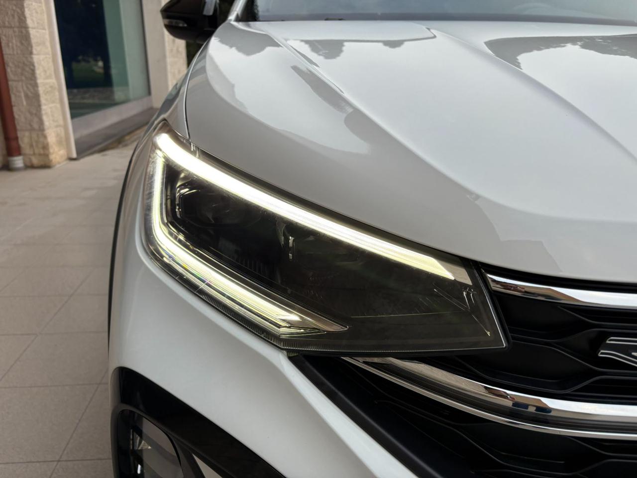 VOLKSWAGEN Taigo 1.0 TSI 116 CV DSG R-Line TETTO APR/PAN - 43