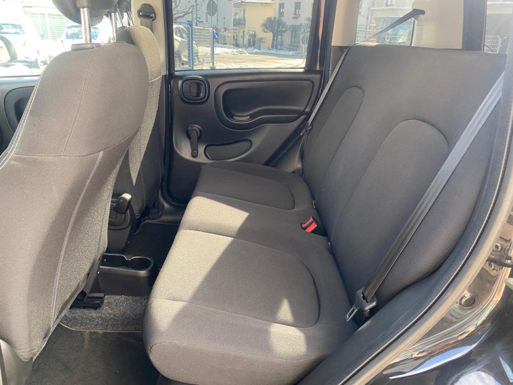 FIAT Panda 1.0 MILD- Hybrid VETRI OSCURATI - 10