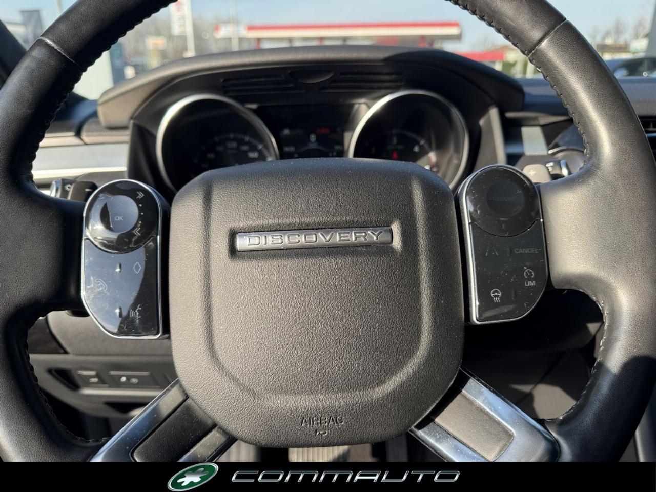 LAND ROVER Discovery 3.0 SDV6 306 CV Landmark Edition - 18