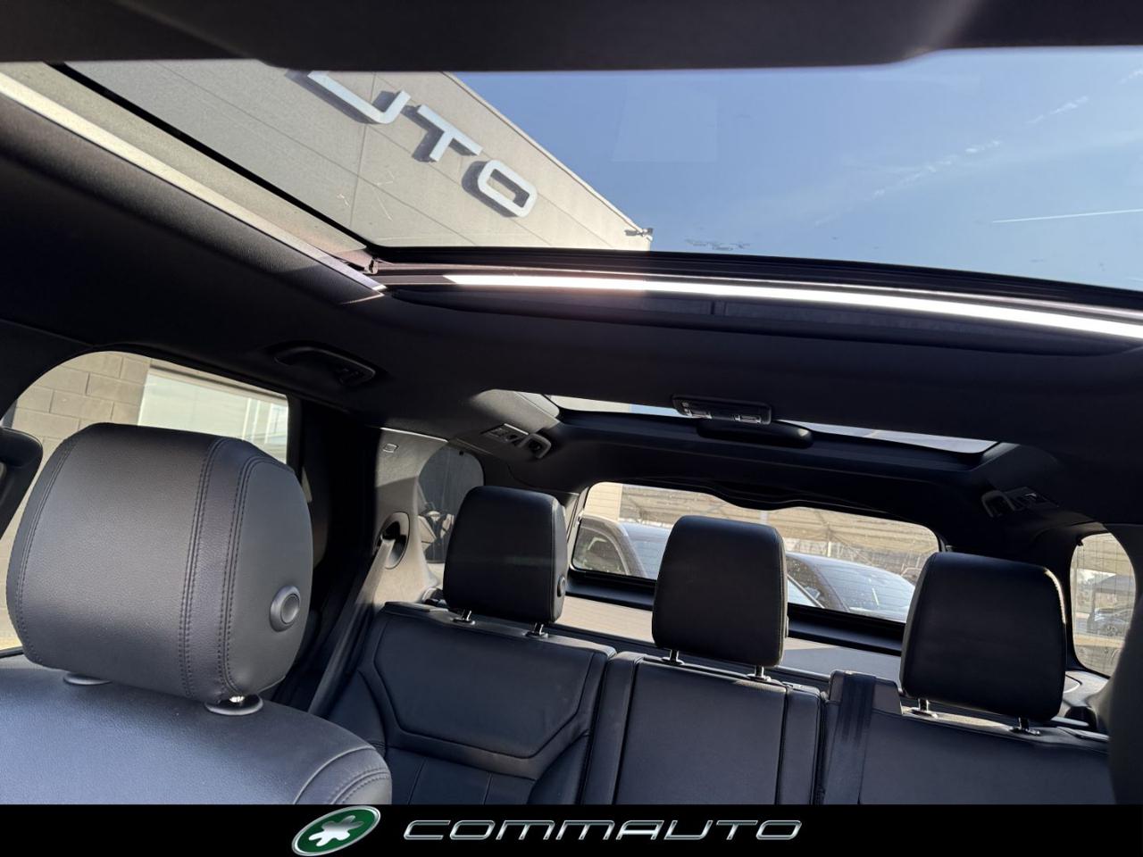 LAND ROVER Discovery 3.0 SDV6 306 CV Landmark Edition - 24