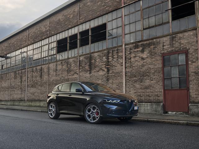 ALFA ROMEO Tonale Blu Misano metallizzato