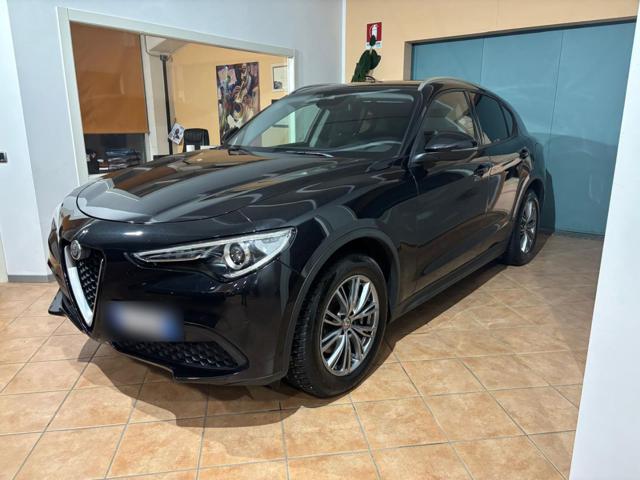 ALFA ROMEO Stelvio Nero metallizzato