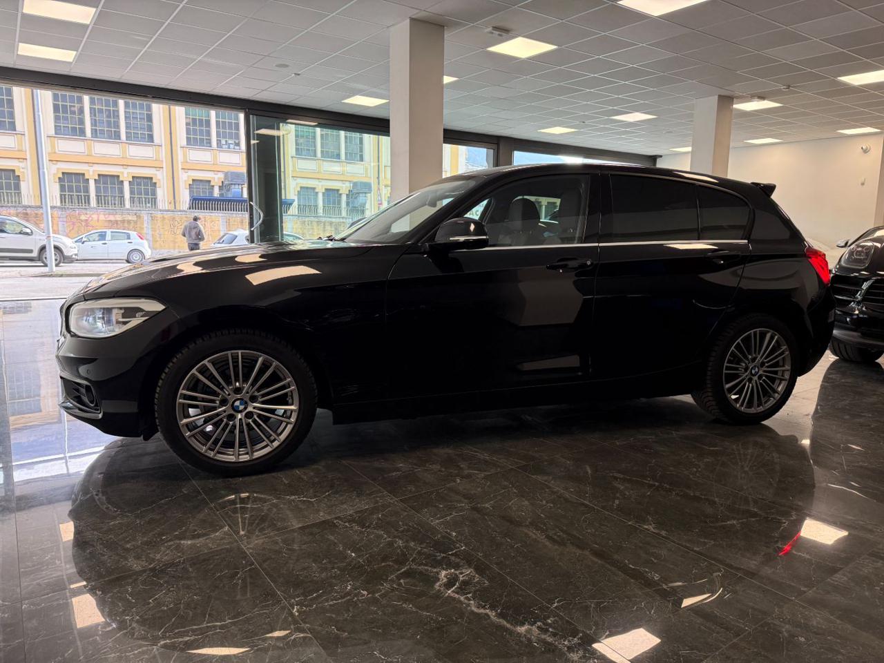 Bmw 116 d 5p. Urban / NEOPATENTATI 2019 - foto 3