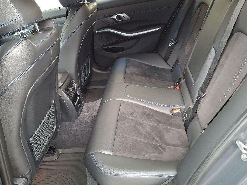 BMW 330 d 48V xDrive Touring Msport Aut. - 11