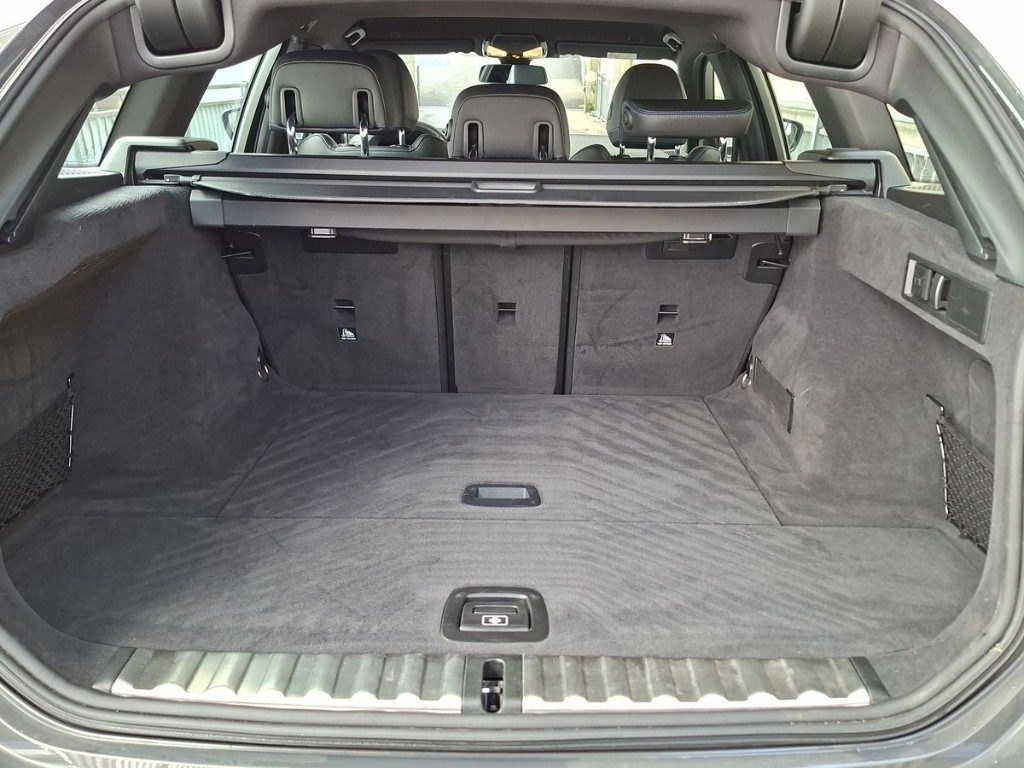 BMW 330 d 48V xDrive Touring Msport Aut. - 14