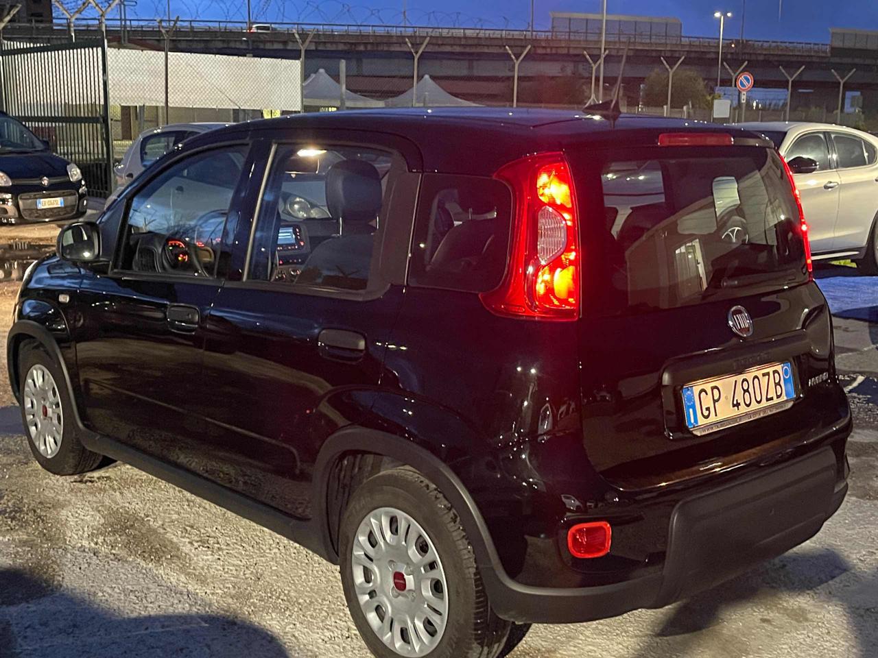 FIAT Panda 1.0 FireFly S&S Hybrid 6 Marce Bluetooth - 10