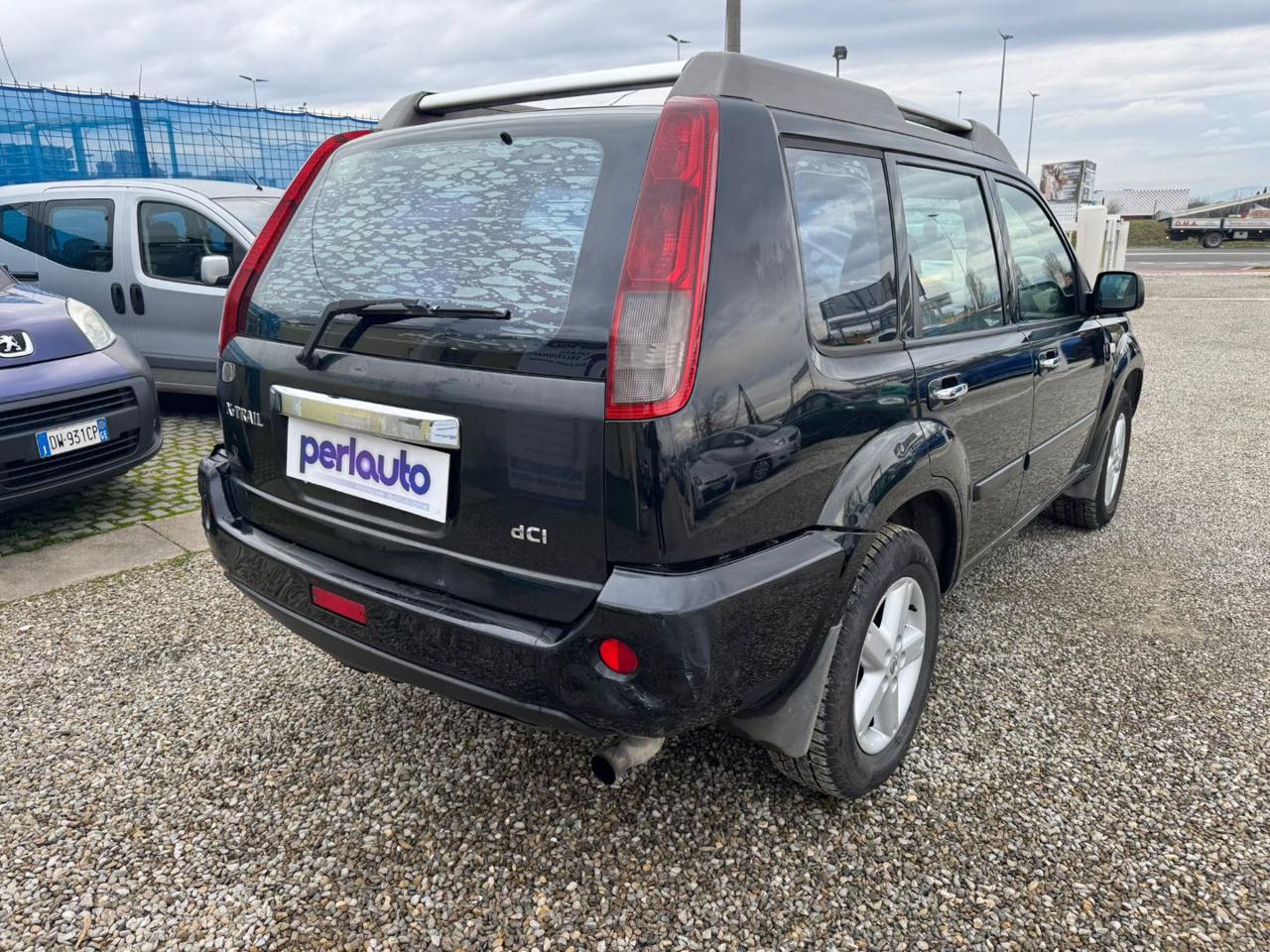 NISSAN X-Trail 2.2 dCi Elegance - 5