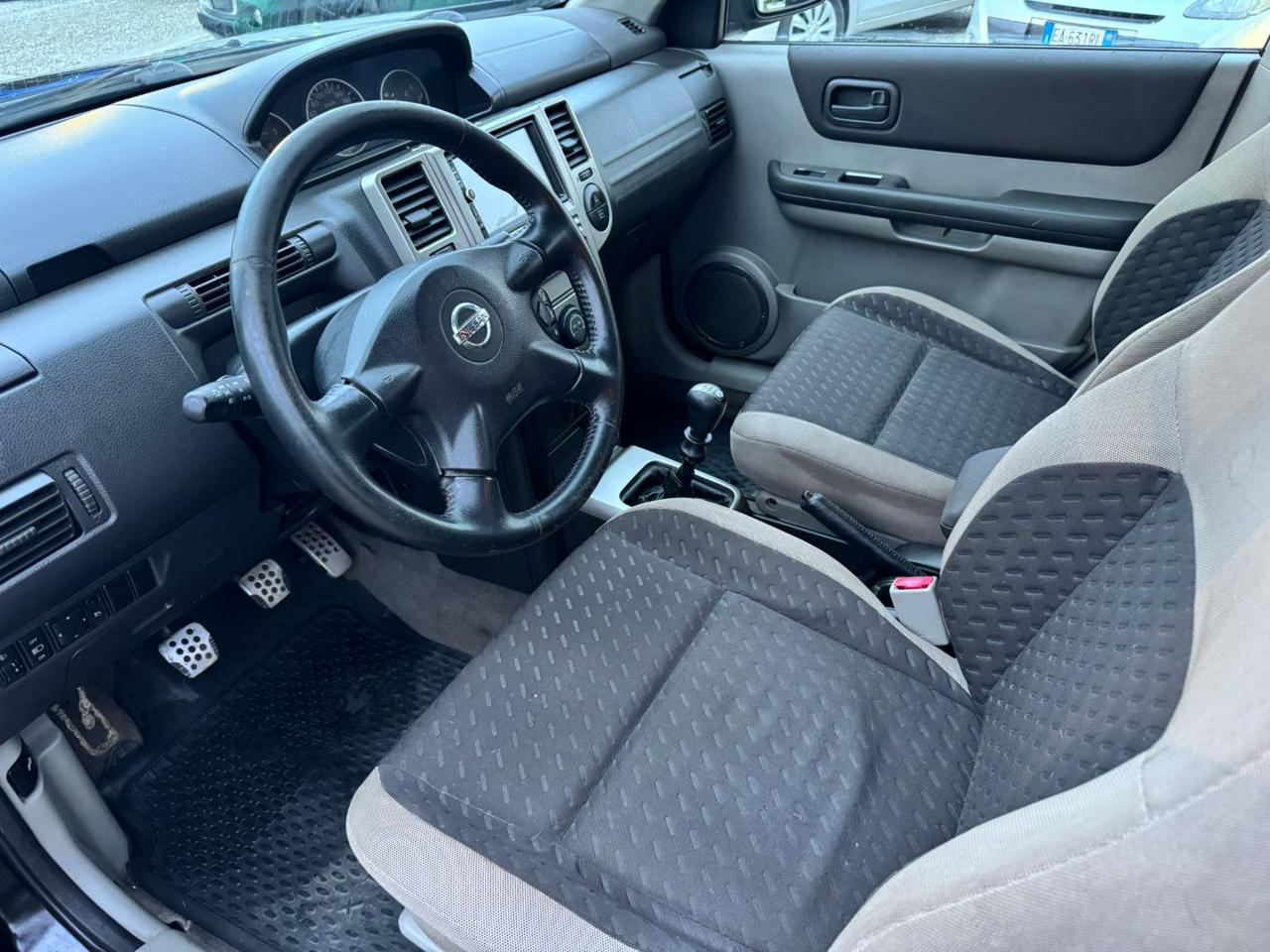 NISSAN X-Trail 2.2 dCi Elegance - 8