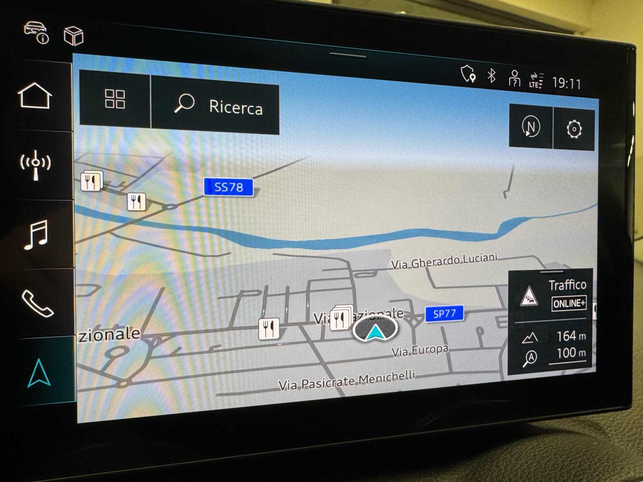 AUDI Q2 35 TDI S tronic Business Advanced - 12