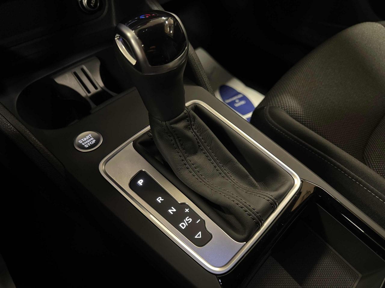 AUDI Q2 35 TDI S tronic Business Advanced - 8