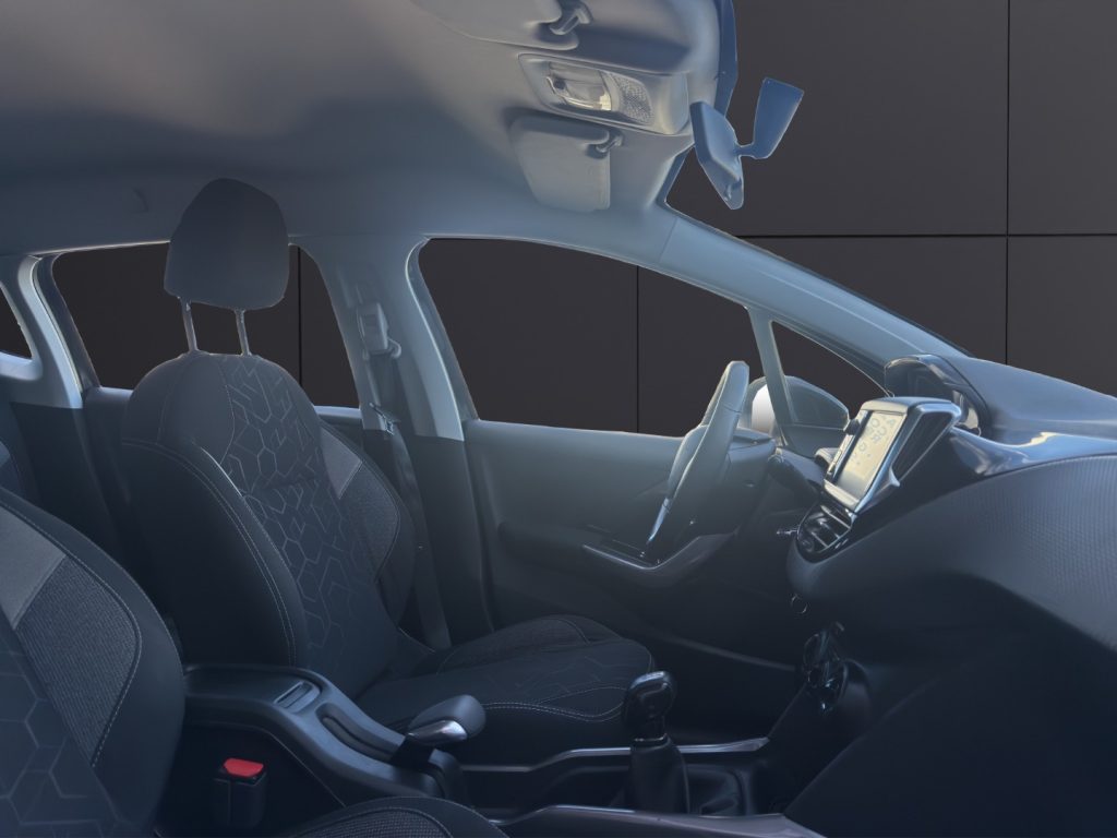 PEUGEOT 2008 1° serie BlueHDi 100 Active - 18