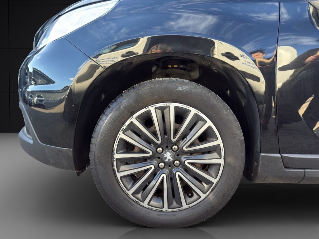 PEUGEOT 2008 1° serie BlueHDi 100 Active - 21