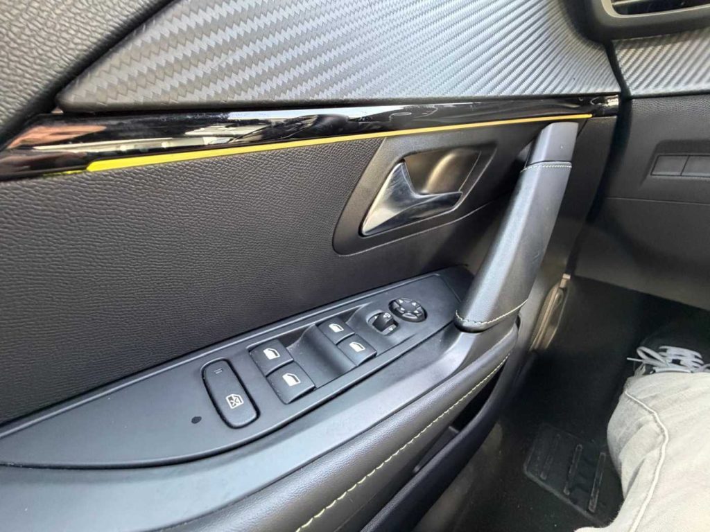 PEUGEOT 208 PureTech 100 Stop&Start 5 porte GT - 18