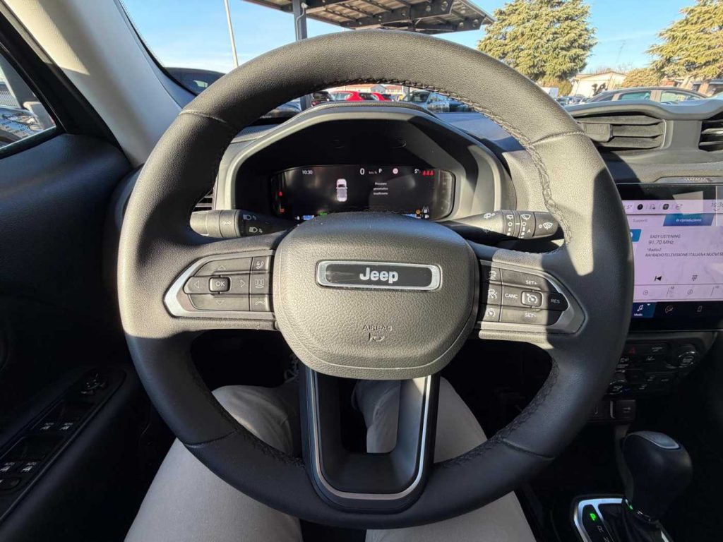 JEEP Renegade 1.5 Turbo T4 MHEV Summit - 16