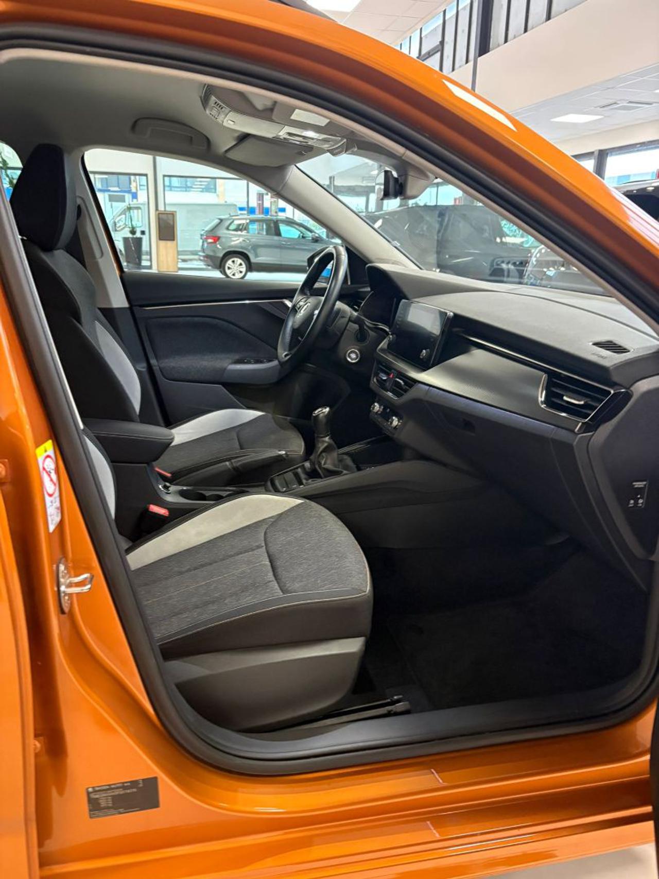 SKODA Kamiq 1.0 TSI 110 CV DSG Black Dots - 5