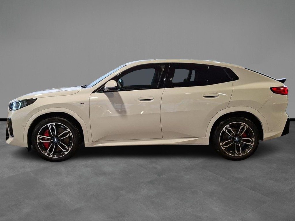 BMW iX2 eDrive 20 Msport Pro Aut. - 3