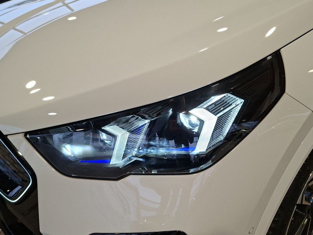 BMW iX2 eDrive 20 Msport Pro Aut. - 6