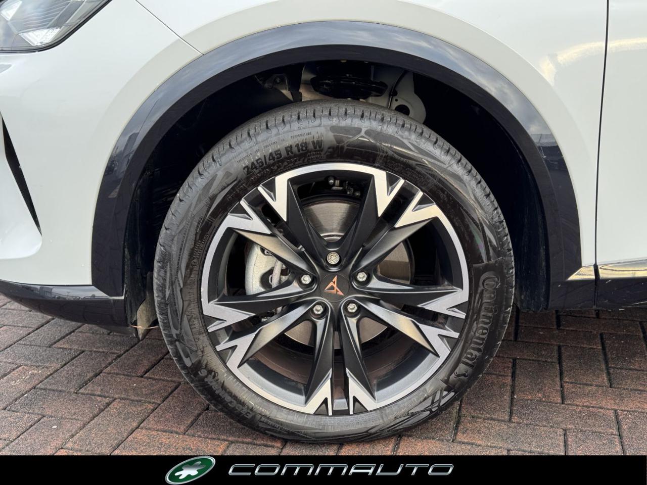 CUPRA Formentor 1.5 e-Hybrid DSG - 11