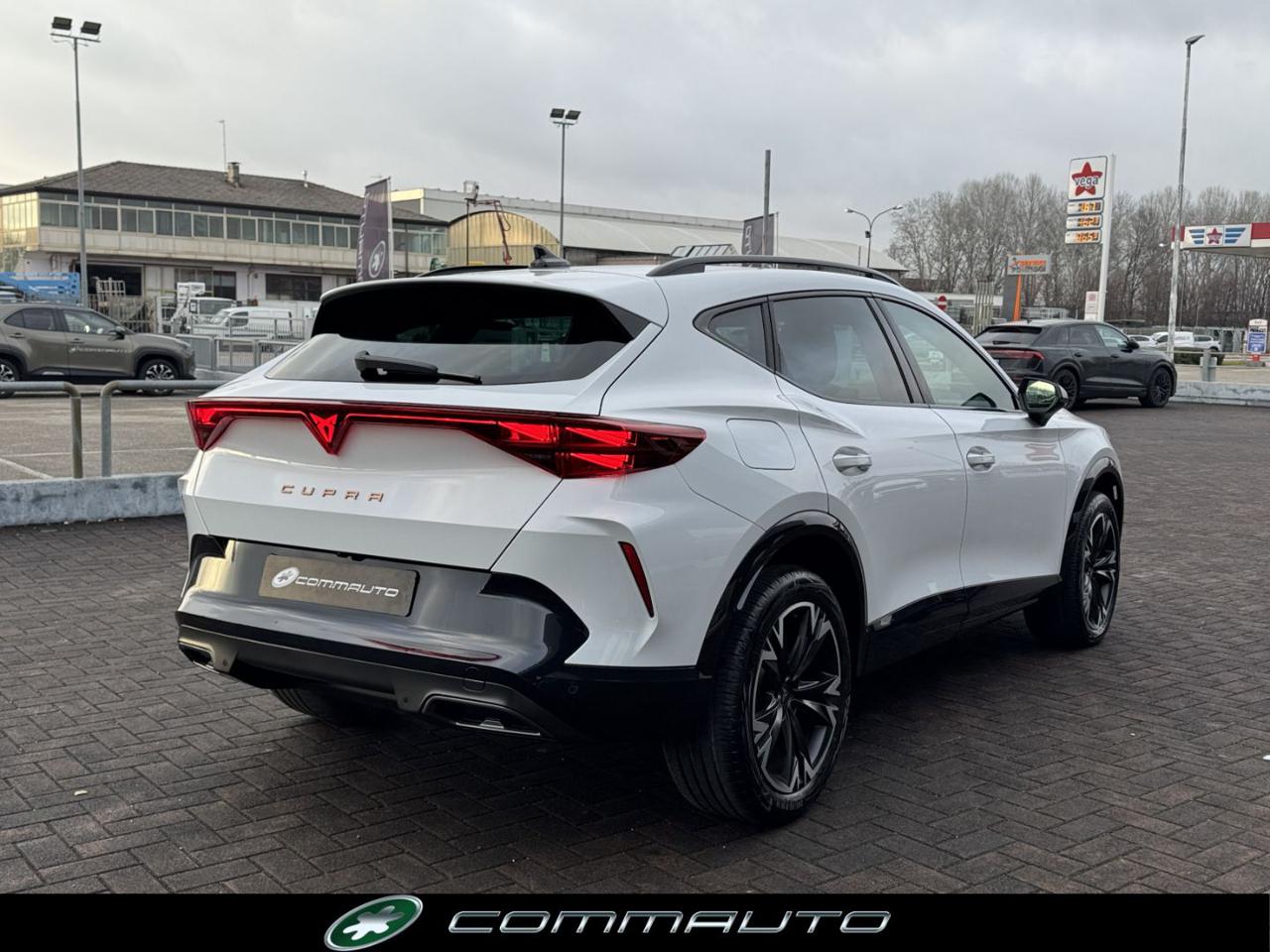 CUPRA Formentor 1.5 e-Hybrid DSG - 4