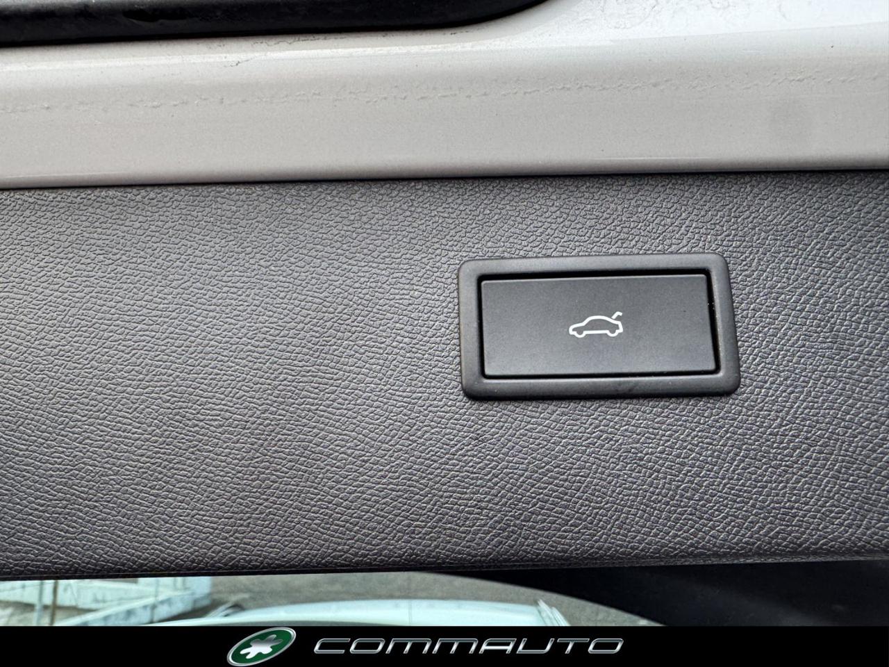 CUPRA Formentor 1.5 e-Hybrid DSG - 31