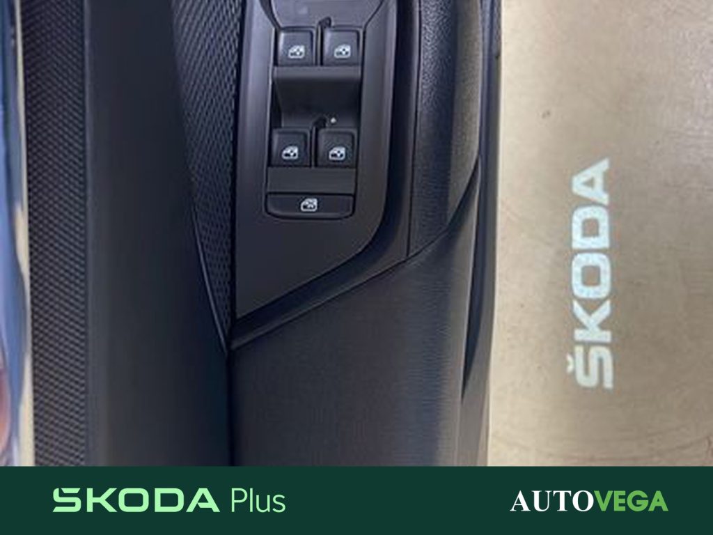 SKODA Octavia wagon 1.5 e-tec style dsg - 17