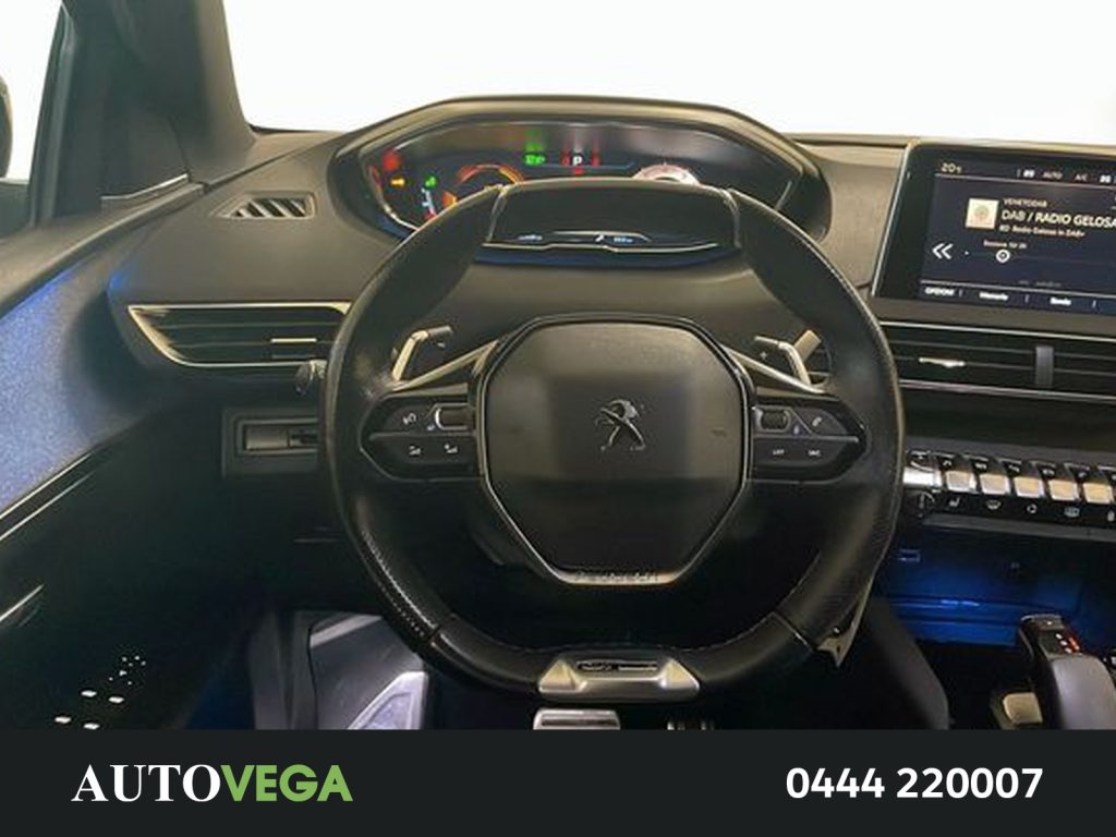 PEUGEOT 3008 1.6 puretech t gt line s&s 180cv eat8 - 9