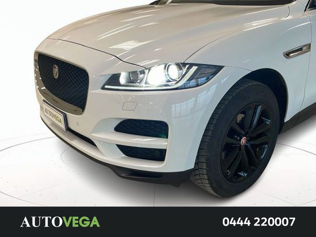 JAGUAR F-Pace 2.0d i4 chequered flag awd 180cv auto my20 - 17