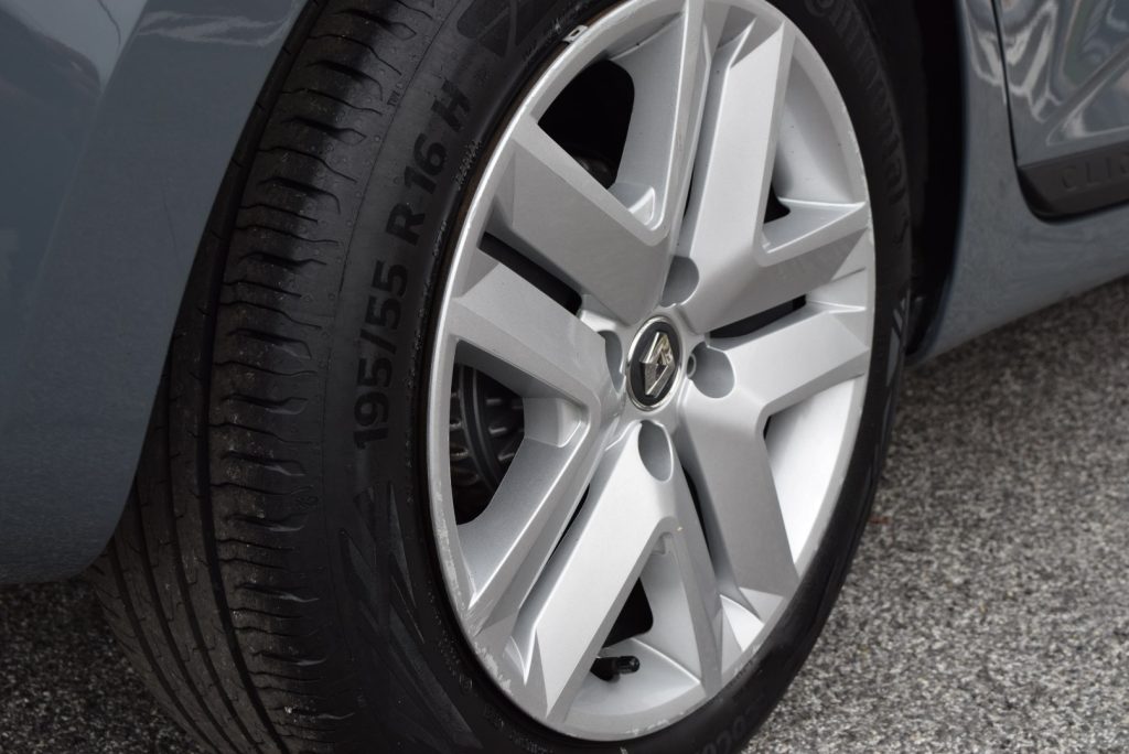 RENAULT Clio 1.0 TCe 5 porte Zen 90 CV - 26