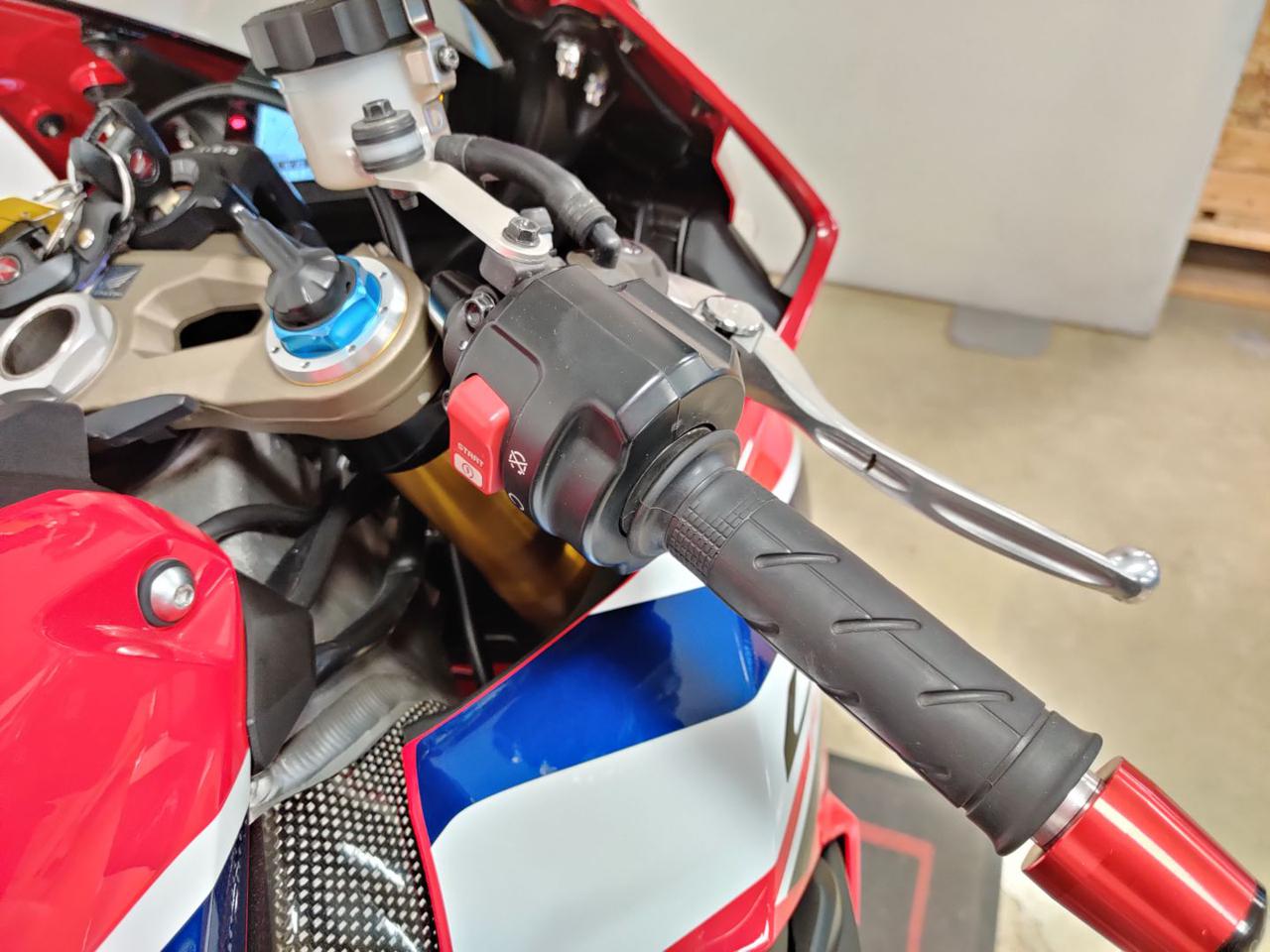 HONDA CBR 1000 RR SP FIREBLADE - 11