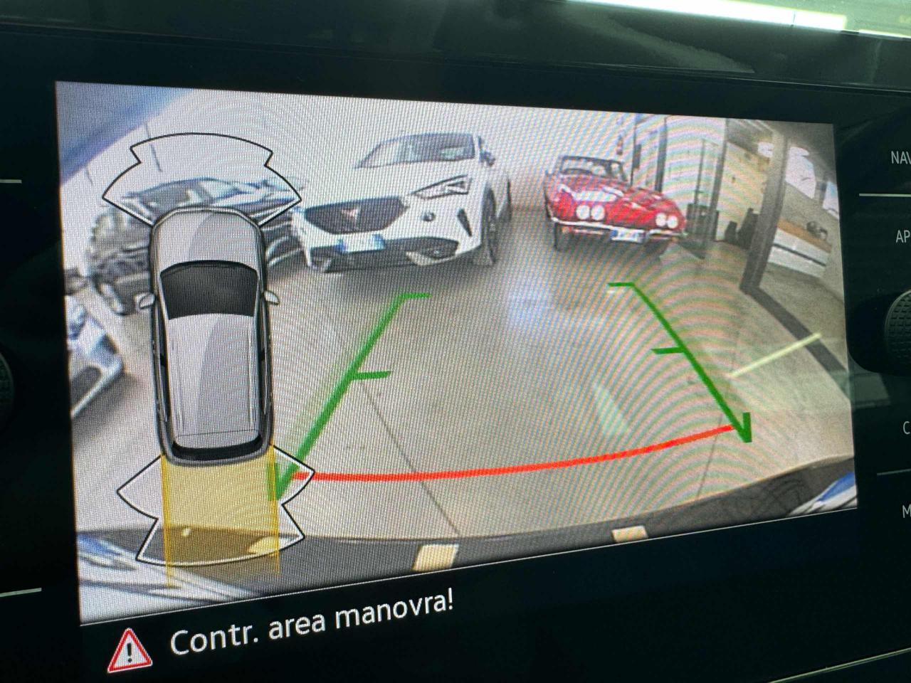 VOLKSWAGEN T-Cross 1.0 TSI Life - 9