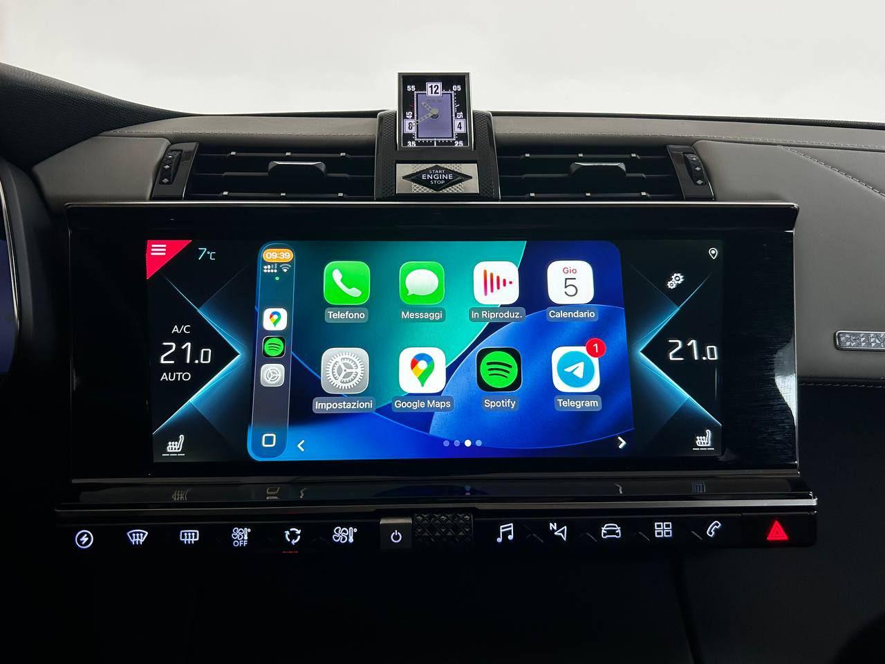 DS AUTOMOBILES DS 7 Crossback E-Tense 4x4 Grand Chic TETTO APRIBILE - 24