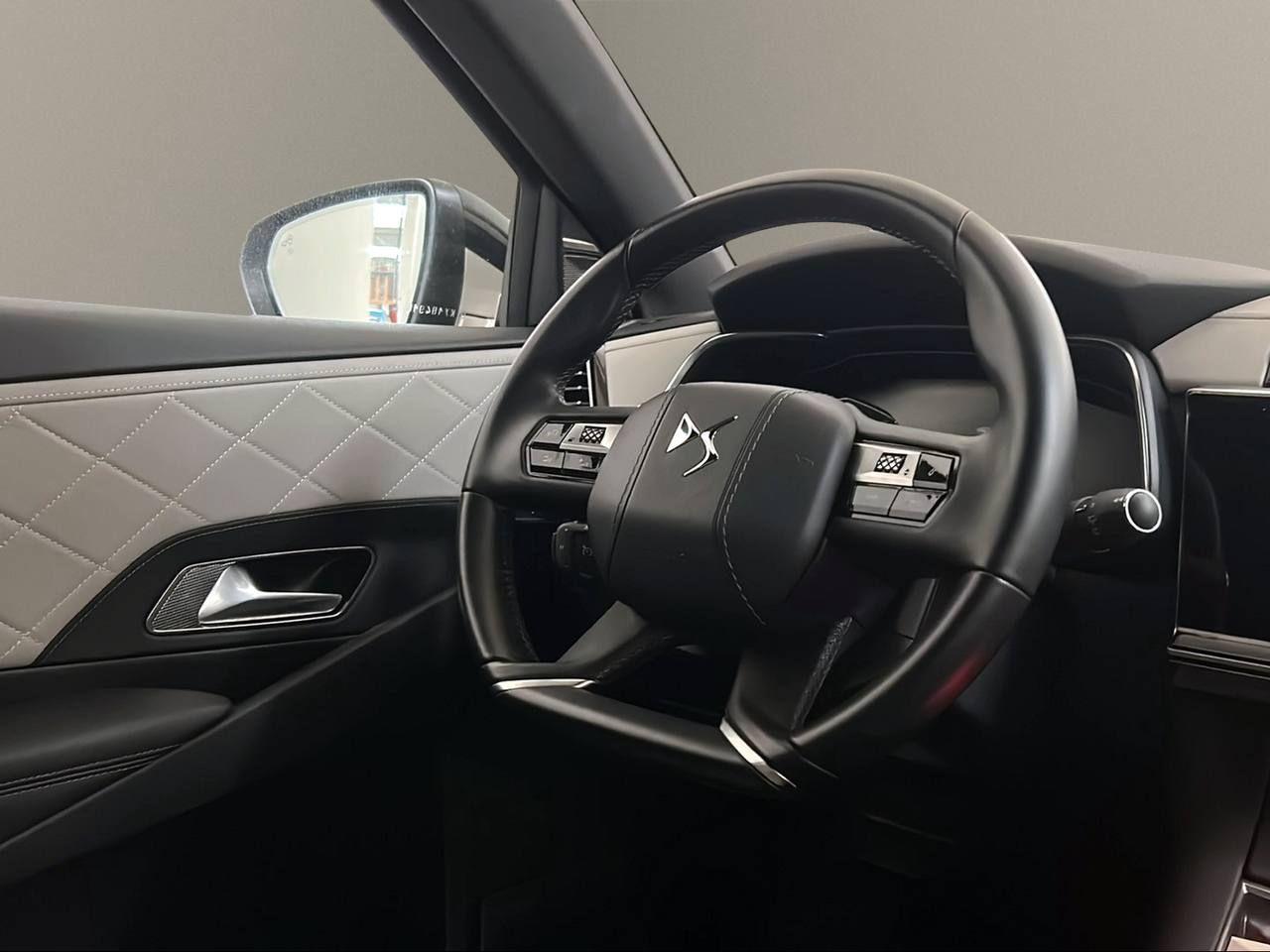 DS AUTOMOBILES DS 7 Crossback E-Tense 4x4 Grand Chic TETTO APRIBILE - 27