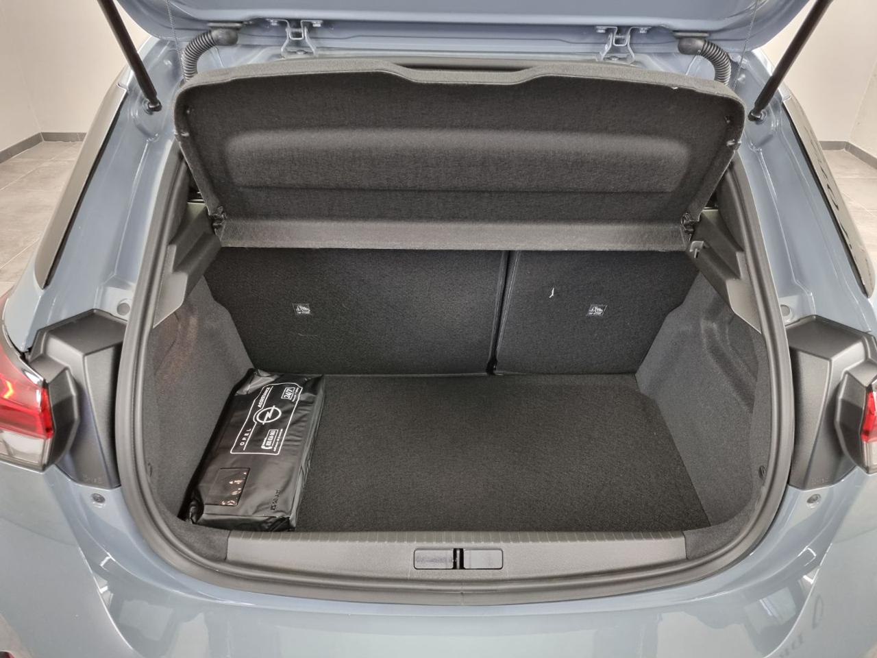 OPEL Corsa Hybrid 110 CV aut. GS - 13