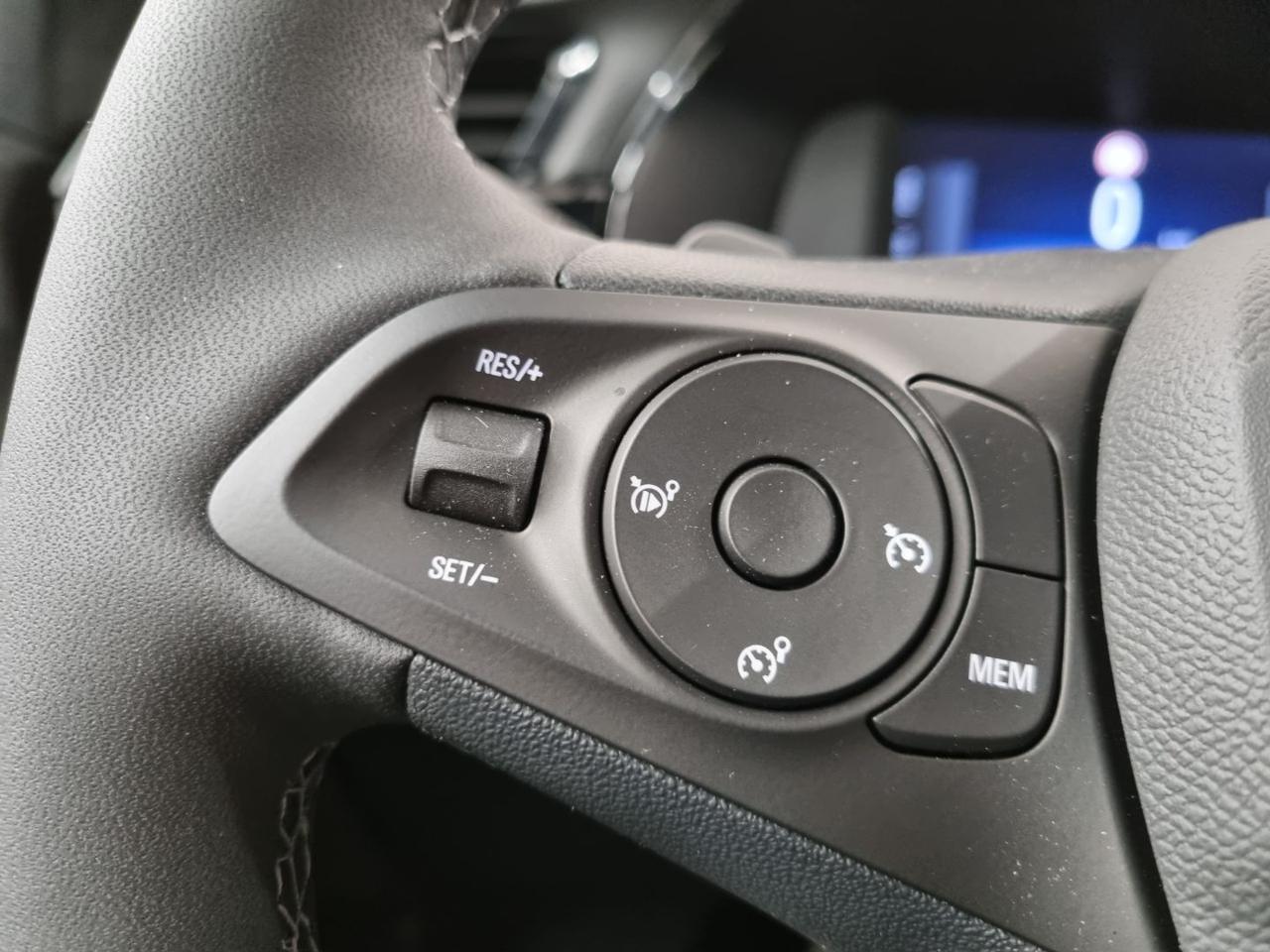 OPEL Corsa Hybrid 110 CV aut. GS - 33