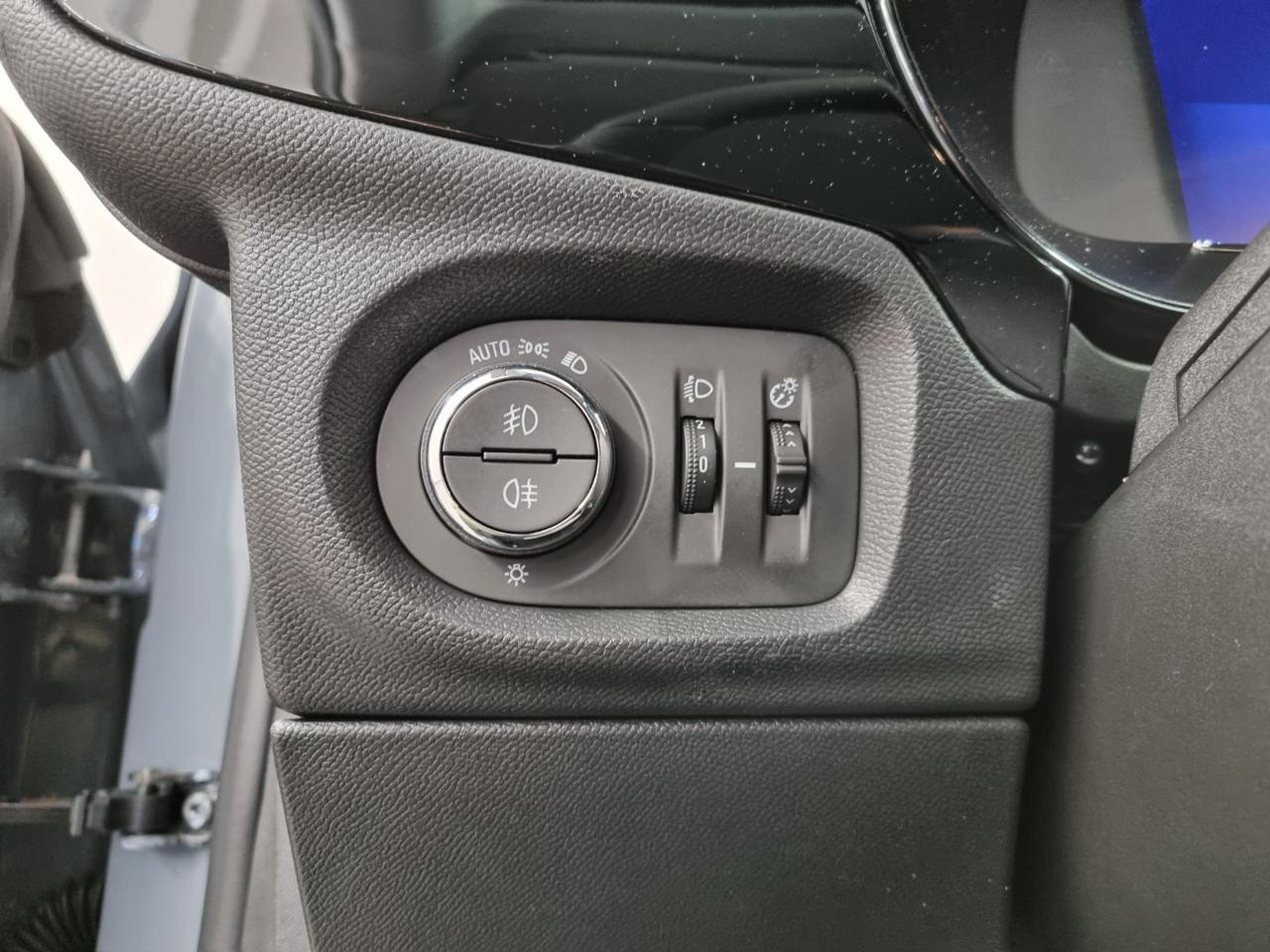 OPEL Corsa Hybrid 110 CV aut. GS - 27