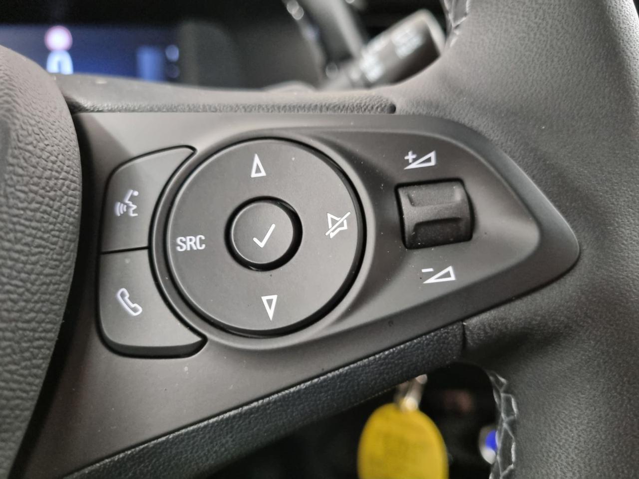 OPEL Corsa Hybrid 110 CV aut. GS - 32