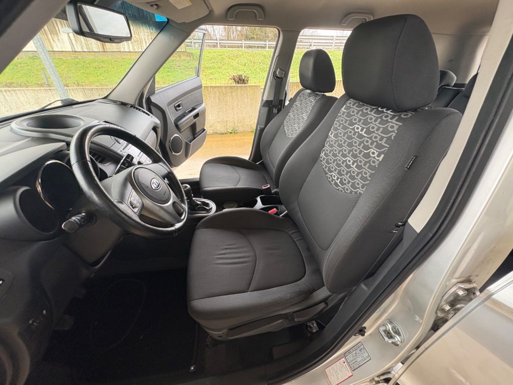 KIA Soul 1.6 CVVT Active GPL FINO AL 06/2030 - 17