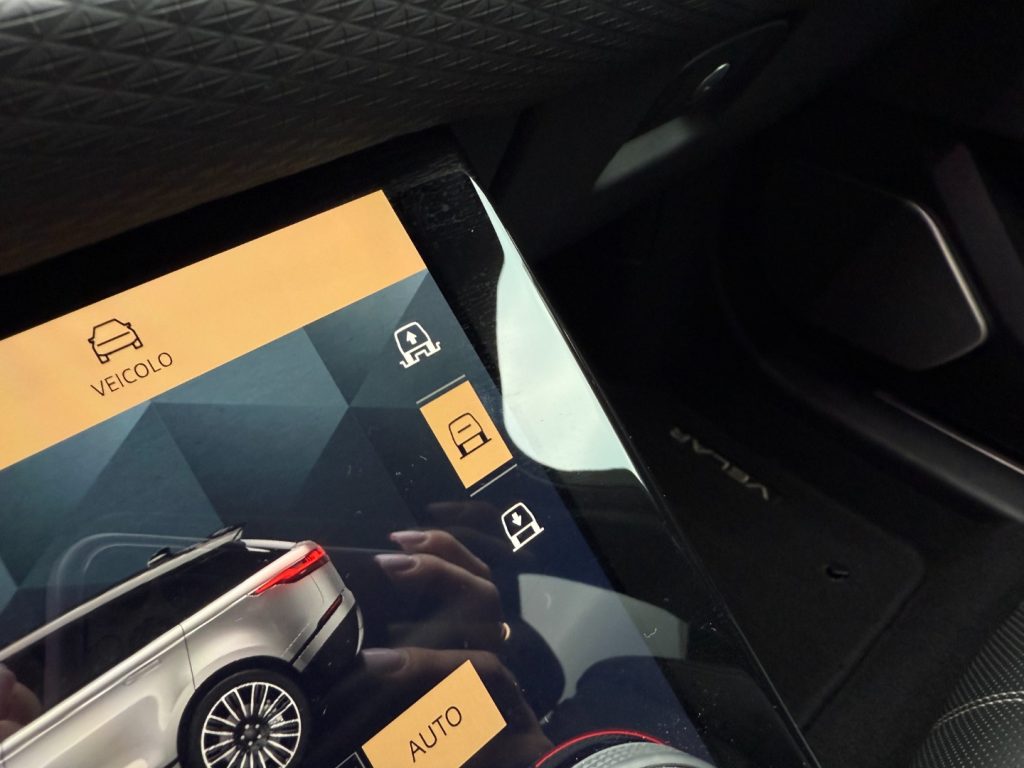 LAND ROVER Range Rover Velar 3.0d i6 mhev R-Dynamic SE 4wd 300cv IVA ESPOSTA - 18